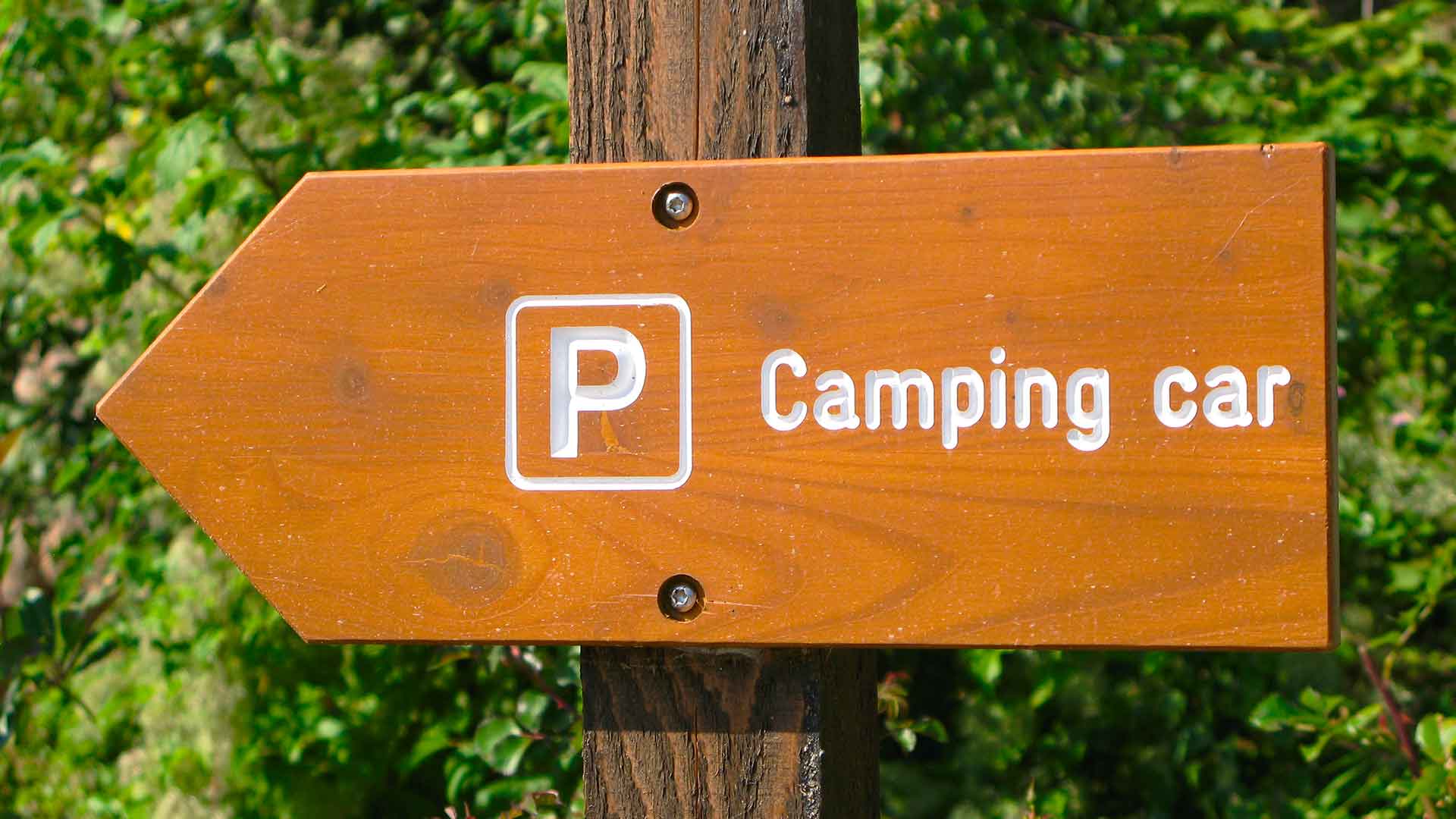 Panneau parking camping car